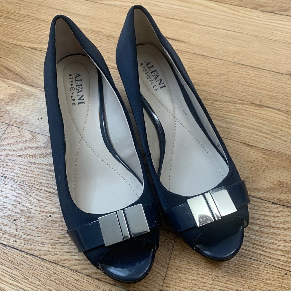 Alfani Step Flex size 6 blue heels‎